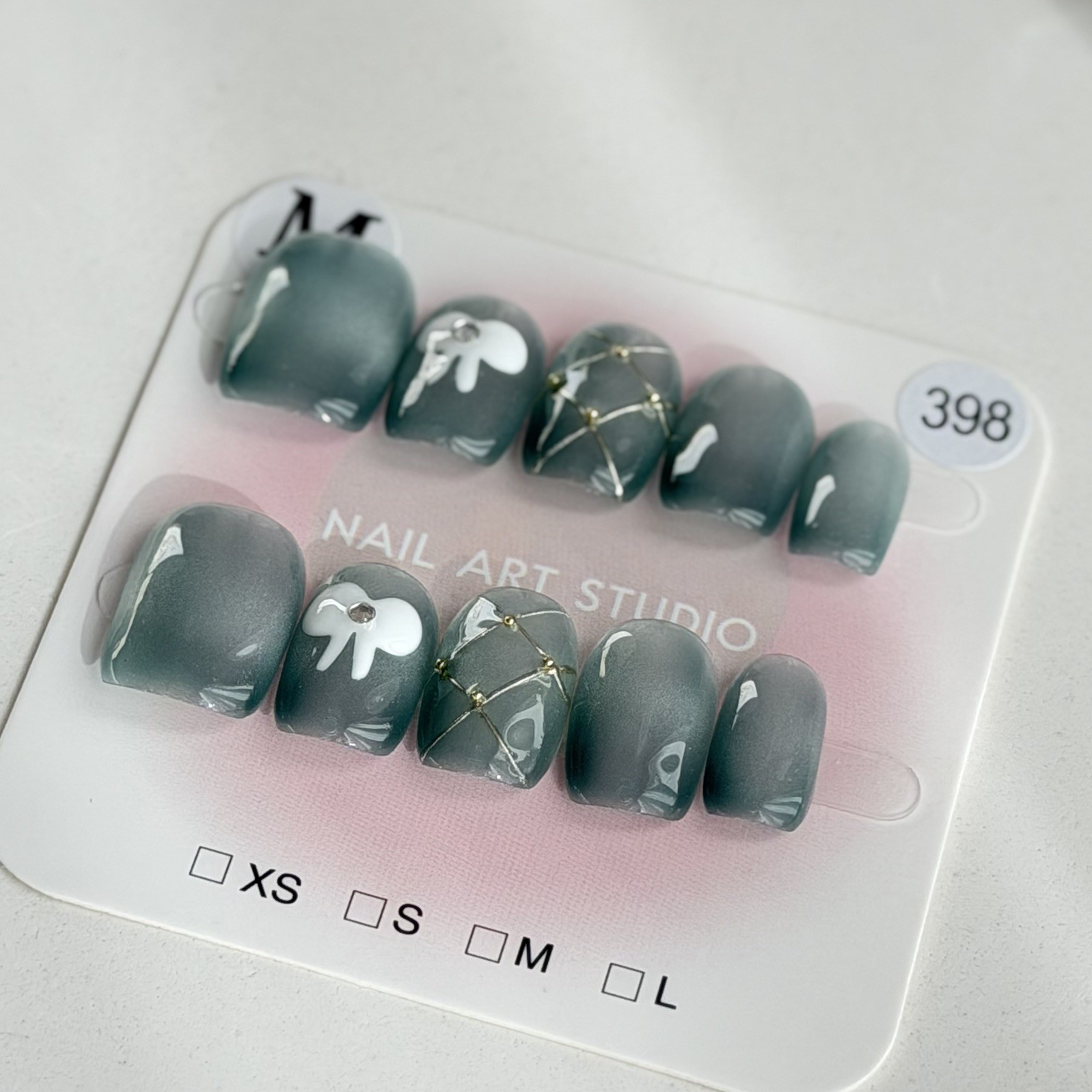 Unique Handmade Press-On Nails Size M | One of a Kind Set, Reusable 256
