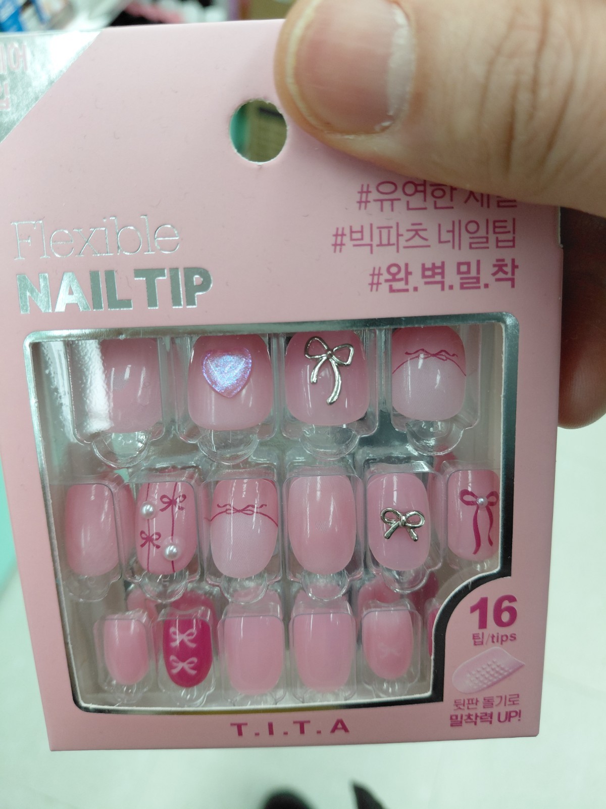 TITA Press On Nails Flexible Fake Nails Teddy Bear Plaid Design Manicure Art