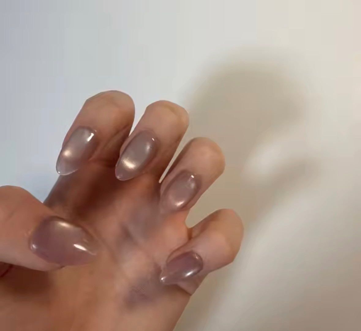 10PCS Nude Pink Cat Eye Press On Nails Short Almond Glossy Reusable Fake Nails