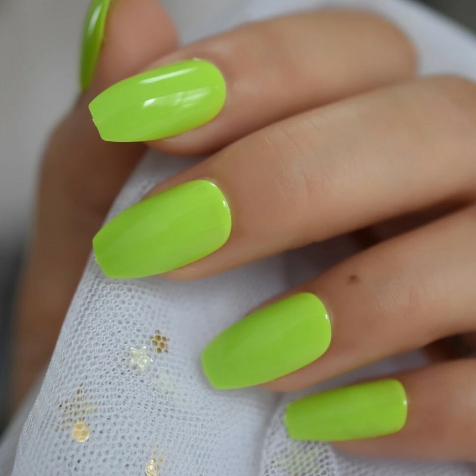 24 Neon Green Press On Nails w/ Glue Medium Coffin