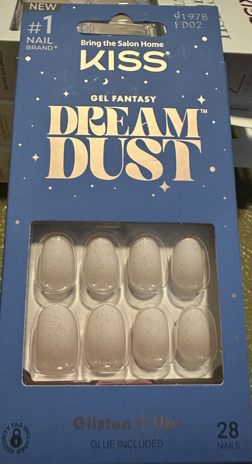 Kiss Gel Fantasy Dream Dust Nails, Manicure Small Oval NEW White Gloss Glitter