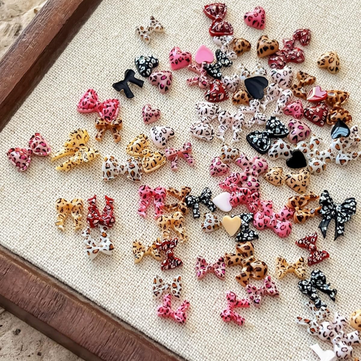 150Pcs Bow Heart Nail Art Charms Bow Nail Rhinestone with Leopard Print Designs