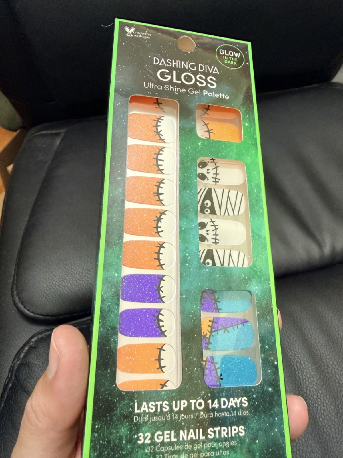 Dashing Diva Gloss Ultra Shine Gel Color 435 Gel Nail Strips Stitches and Stones
