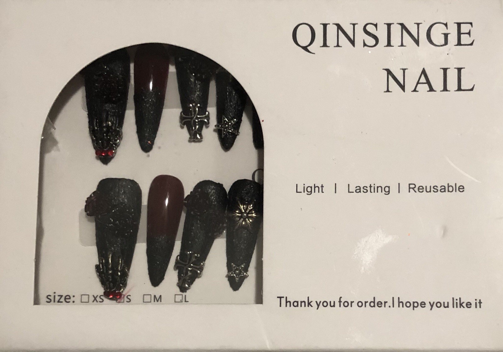 QINSINGE Small Stiletto Press-On Nails Black/Red 3D Reusable Gothic