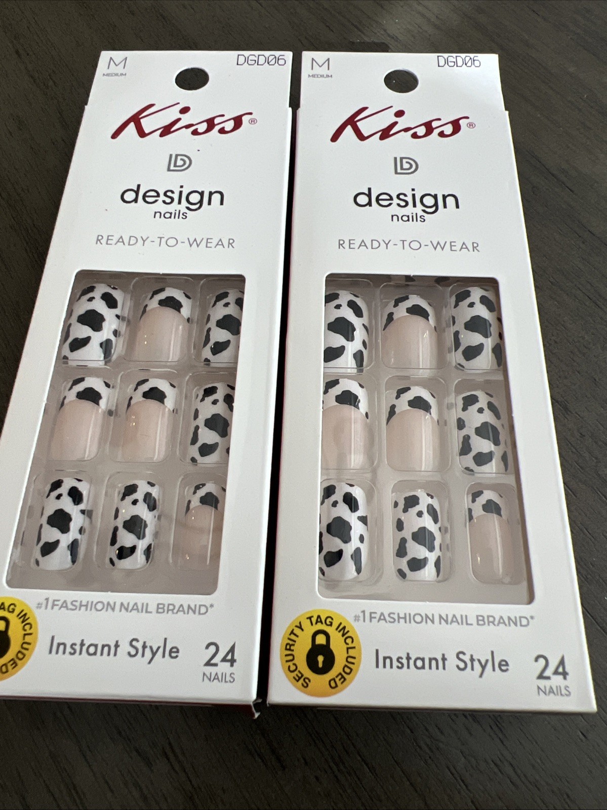 2~Kiss Glue On Manicure Nails “Drama Queen“~Medium~ French Cows