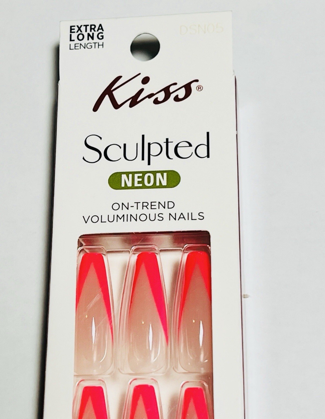 L.A. Colors Nails 24 pieces Sculpted Volume Sculpted Neon Extra Long Pink tips
