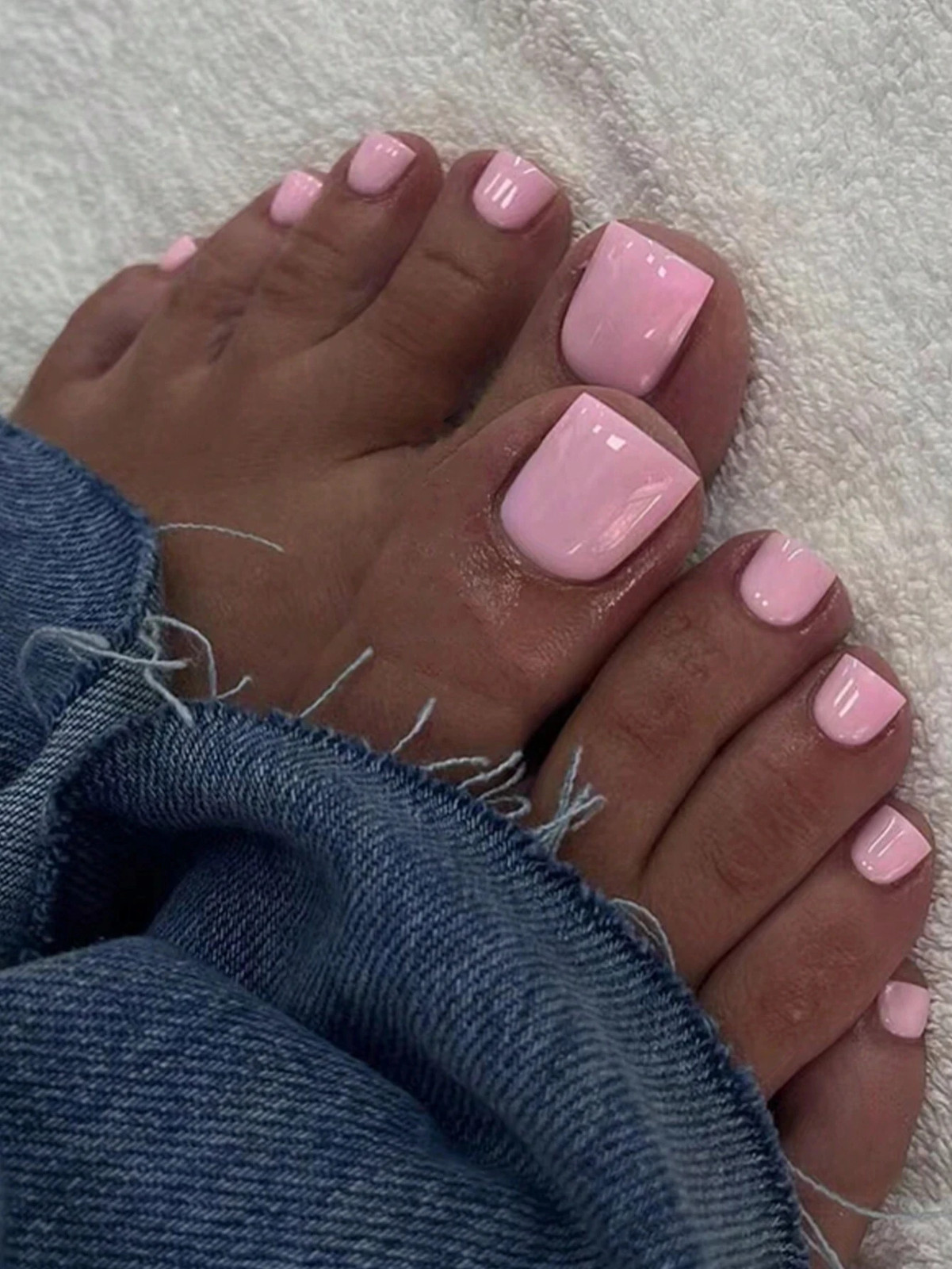 French Press On Toe Nails 24PCS Short Square Pink Fake Toe Nails With White Edge