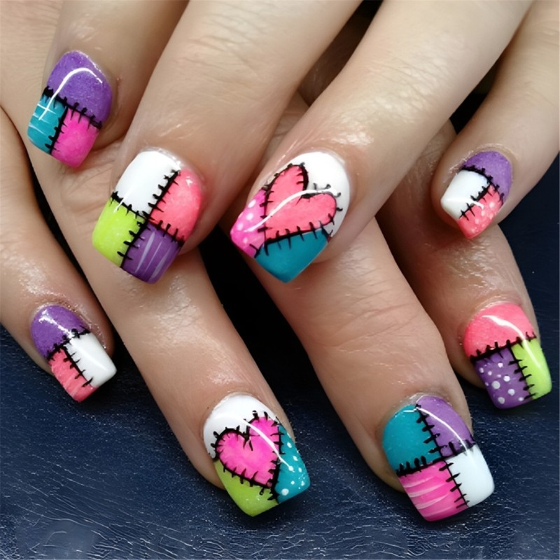 Stylish False Nail Lattice and Stripe Pattern Short Press On Nail for Women