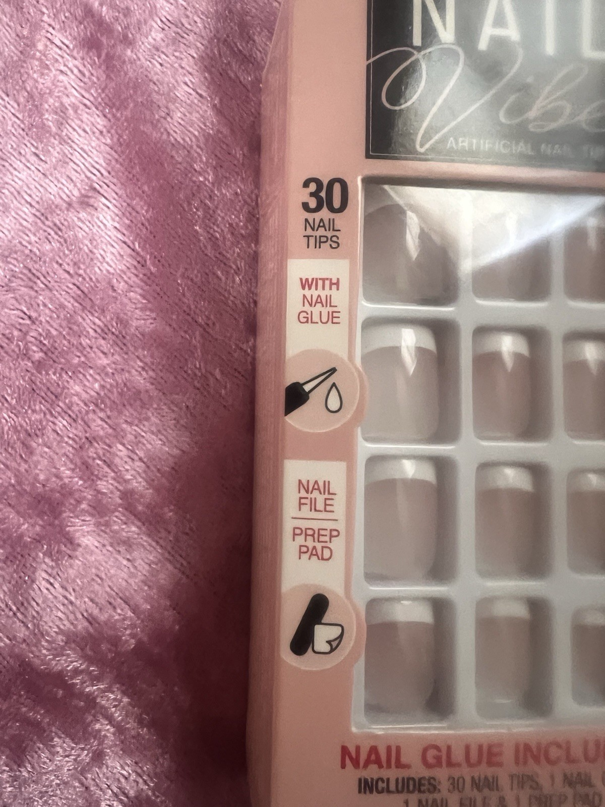 L.A. COLORS NAIL VIBES ARTIFICAL SOFT FLEXIBLE NAIL TIP KIT, 30 NAIL TIPS NEW