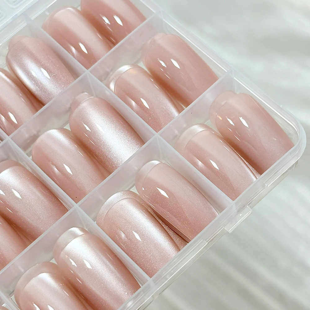 Glossy Short Round Press On Nails 144Pcs Nude Pink Cat Eye Detachable Fake Nails