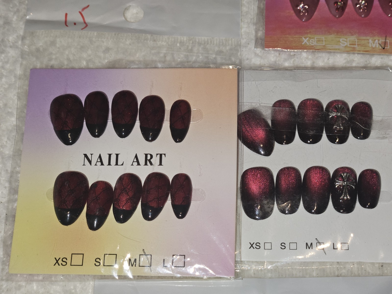 Press on Nail Bundle Cat Eye style Medium size; 14 sets