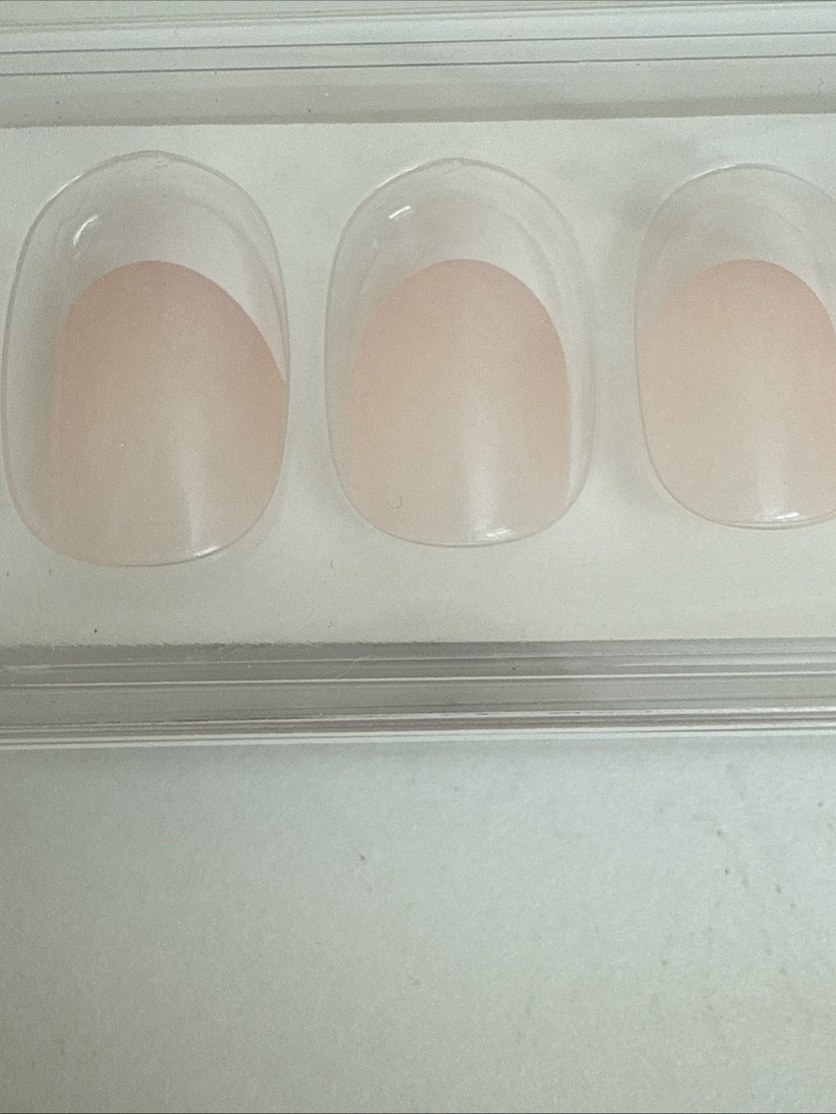 STATIC NAILS Reusable Pop-On Manicures In HOLO FRENCH ROUND
