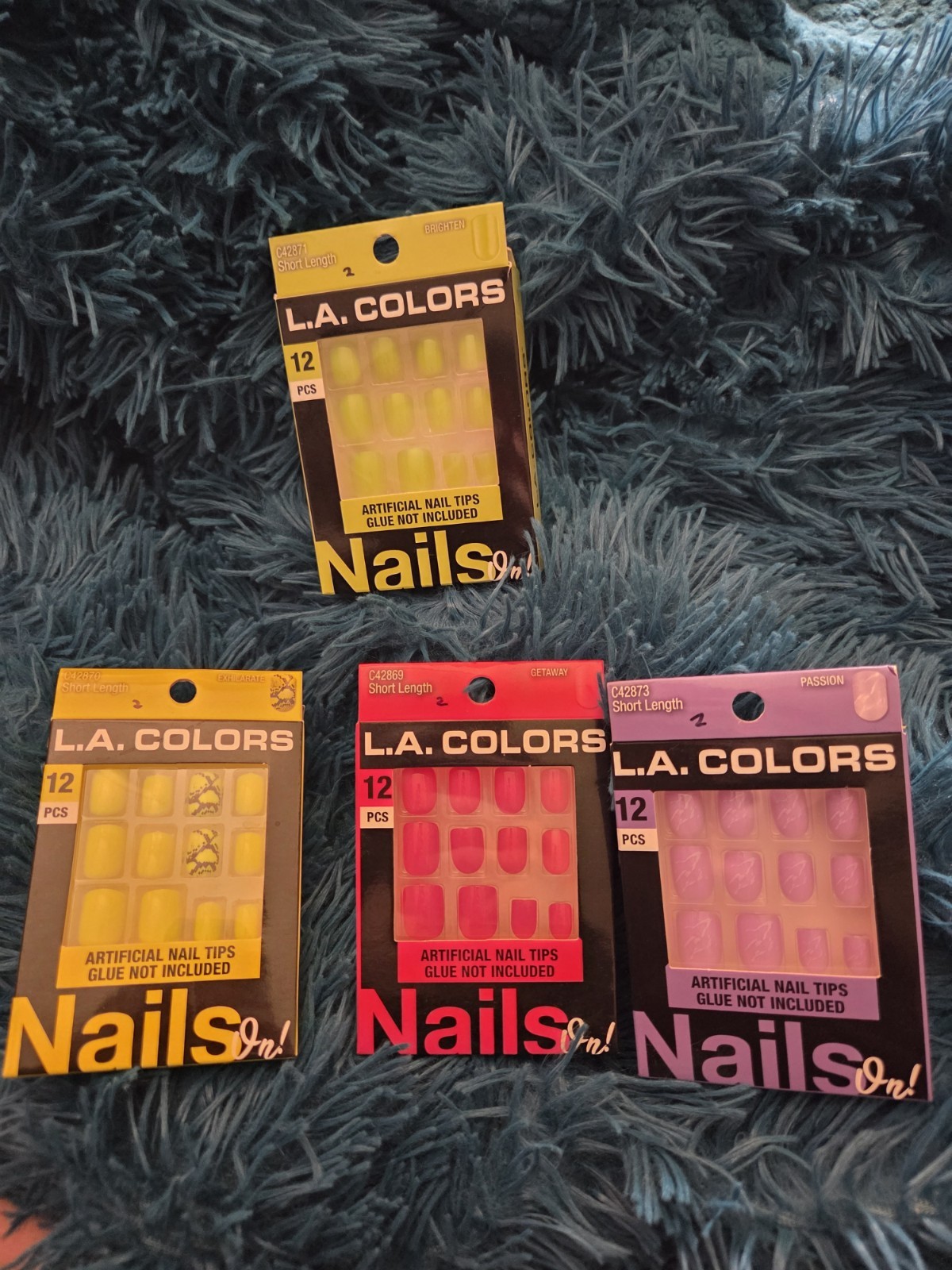 L.A. COLORS & Sevenail Artificial Nail Tips Short Square Multicolor Boxed