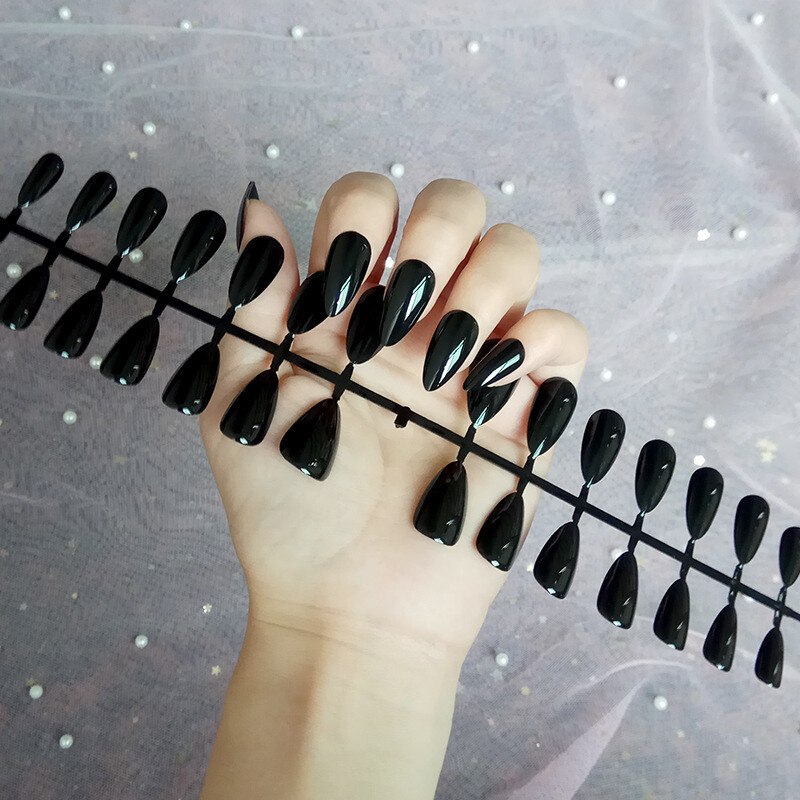 28Pcs False Nail Almond Armor Long Fake Nails Water Drop Patch Press on Nails