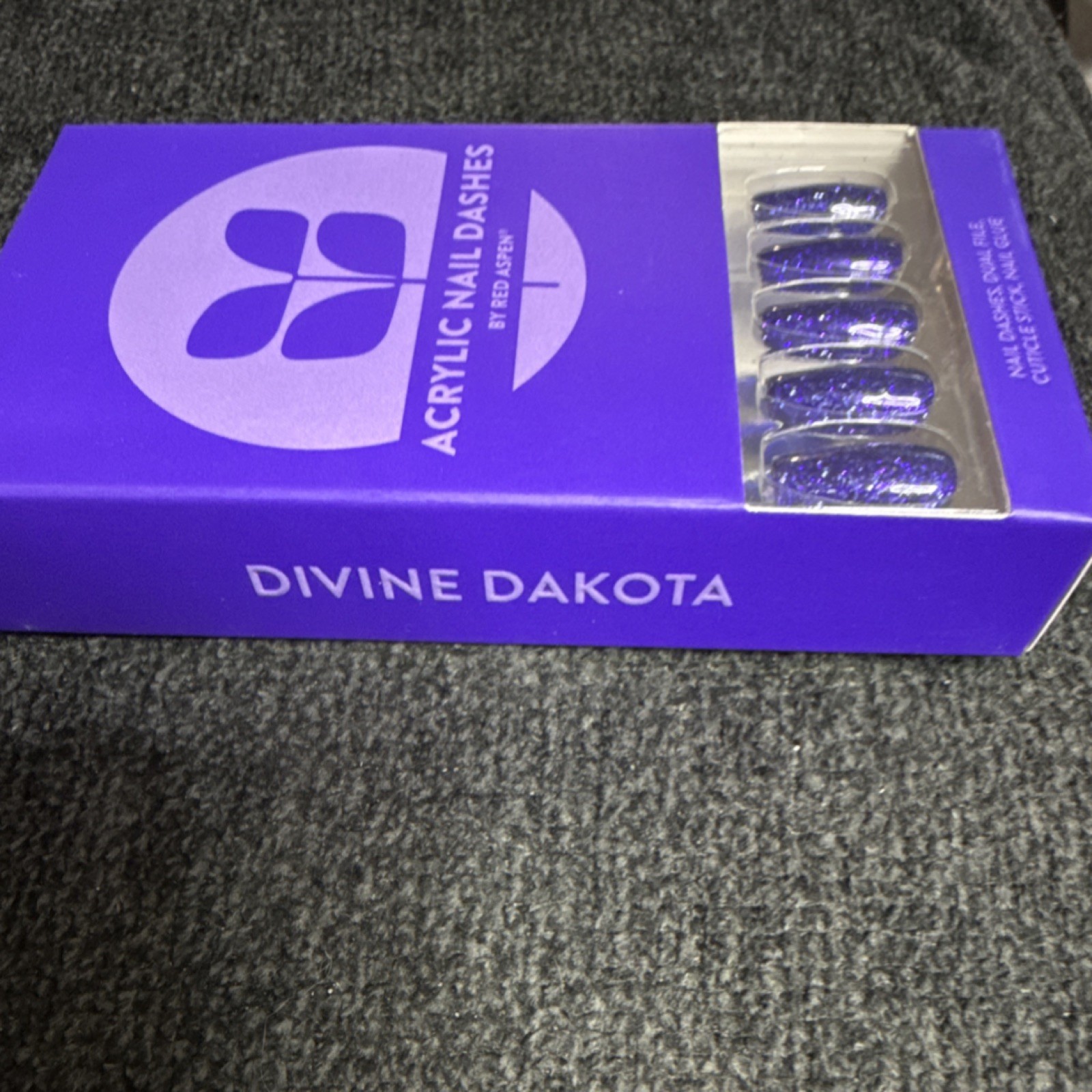 Red Aspen Nail Dashes Press-On Nails Divine Dakota Purple Glitter Oval