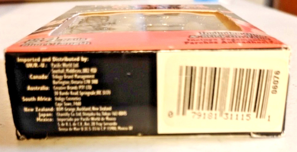 Finger’s Edge Hard Core Nail Addict – Plaid French Tip Press-On Nails – 24 Count