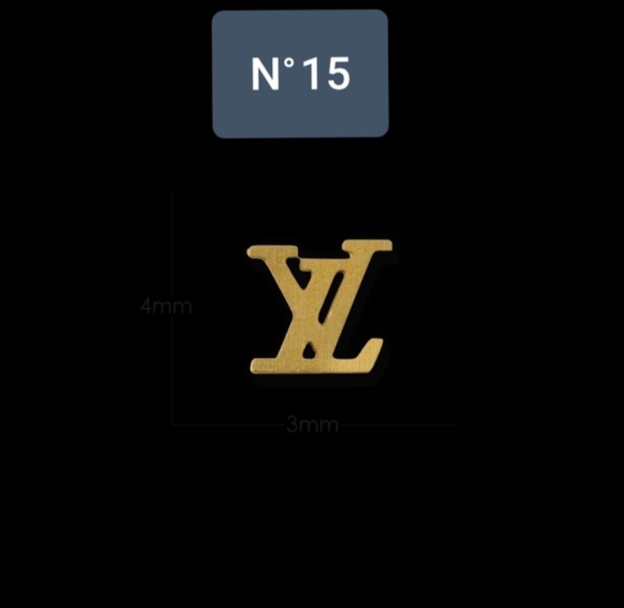 NWT NAIL ART DESIGN 4mm×3mm GOLD METAL NAIL DECALS: N°15