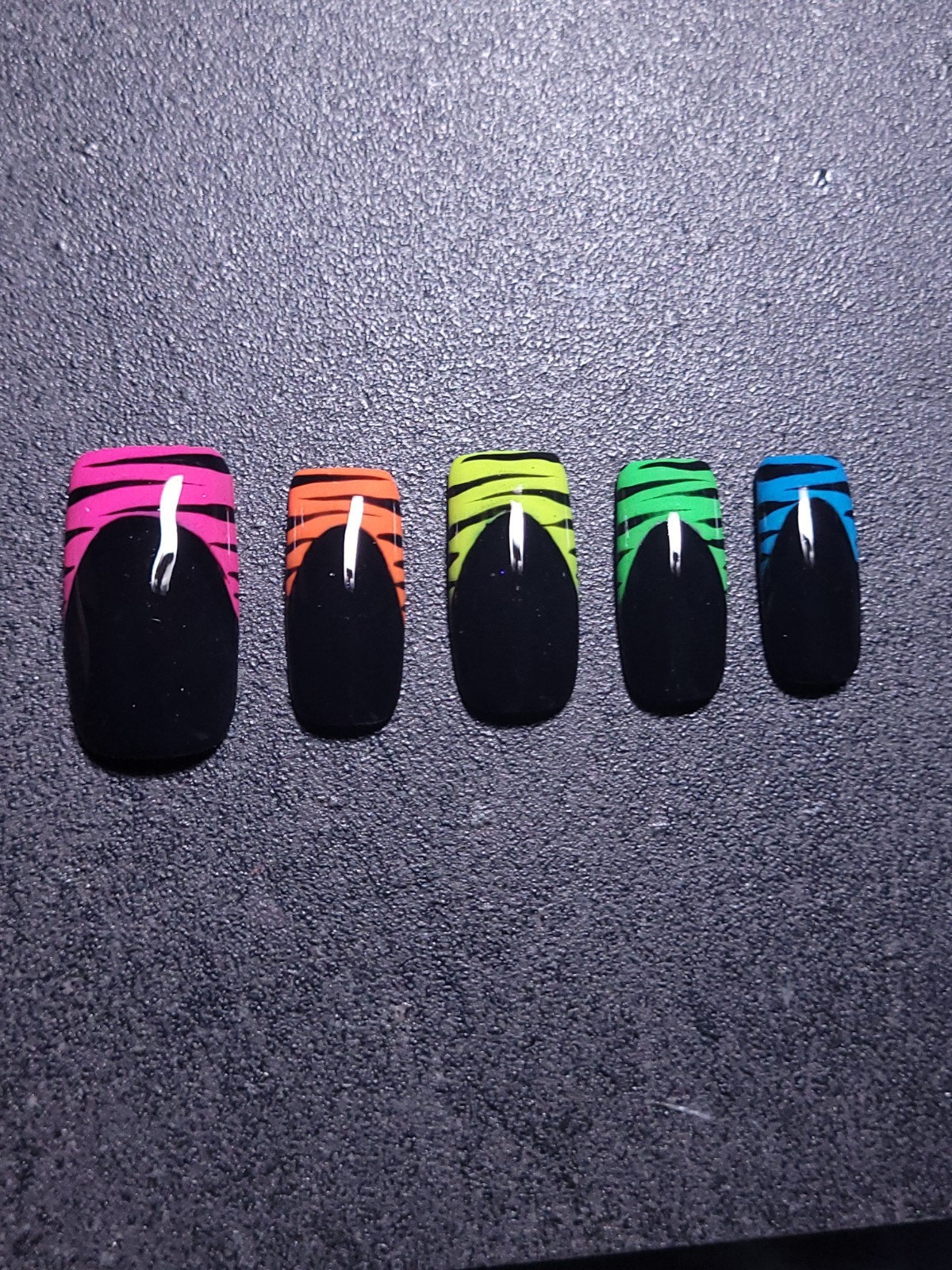 Custom Gel Press on Nails fake nails Handmade 10 pc set SMALL Neon Rainbow Strip
