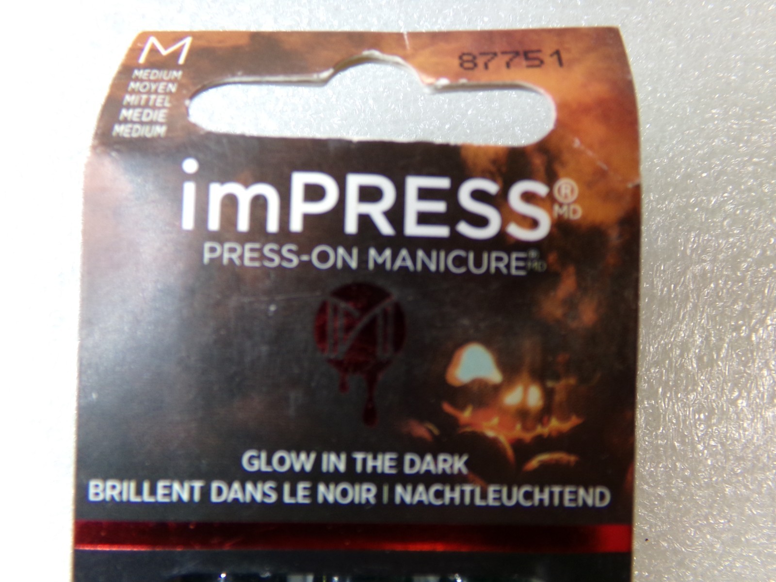 IMPRESS NAILS PRESS ON Medium – Black With Witch & Bats & Green Glitter