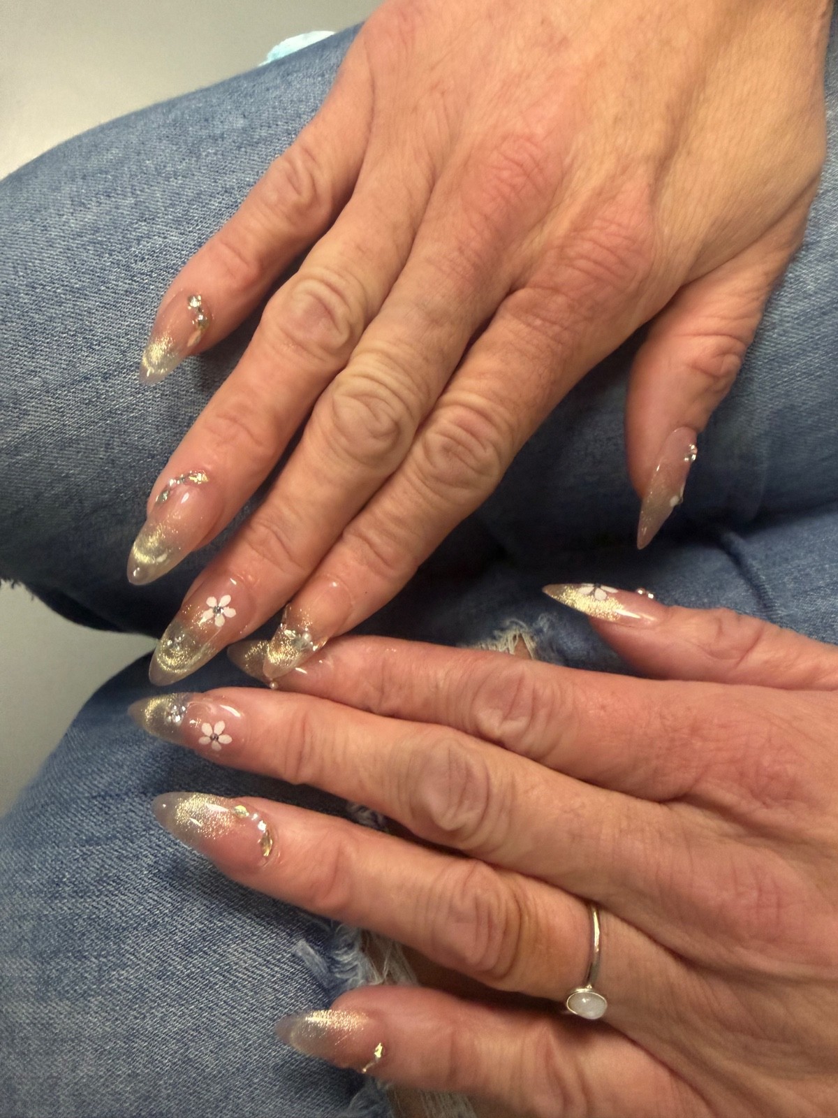 Handmade Press on nails, Magnetic Gold W/Flowers & Gems~Includes Free Gifts💝