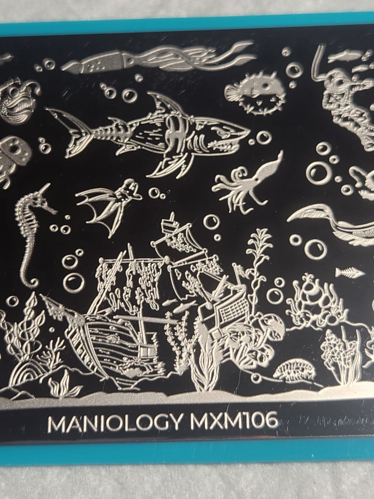 Maniology Lonely Nail Stamping Plate – MXM106 Dark water Dwellers
