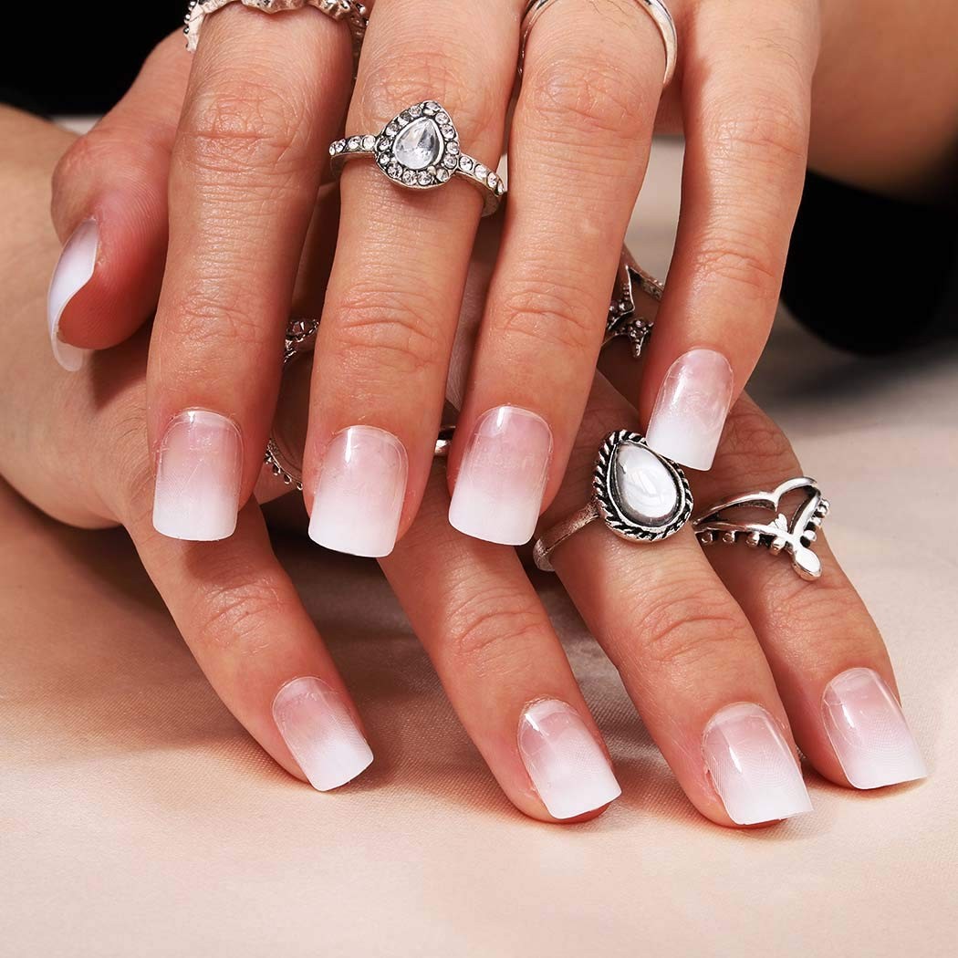 Press on Nails White Ombre Fake Nails Short Square Glossy False Nails Acrylic…