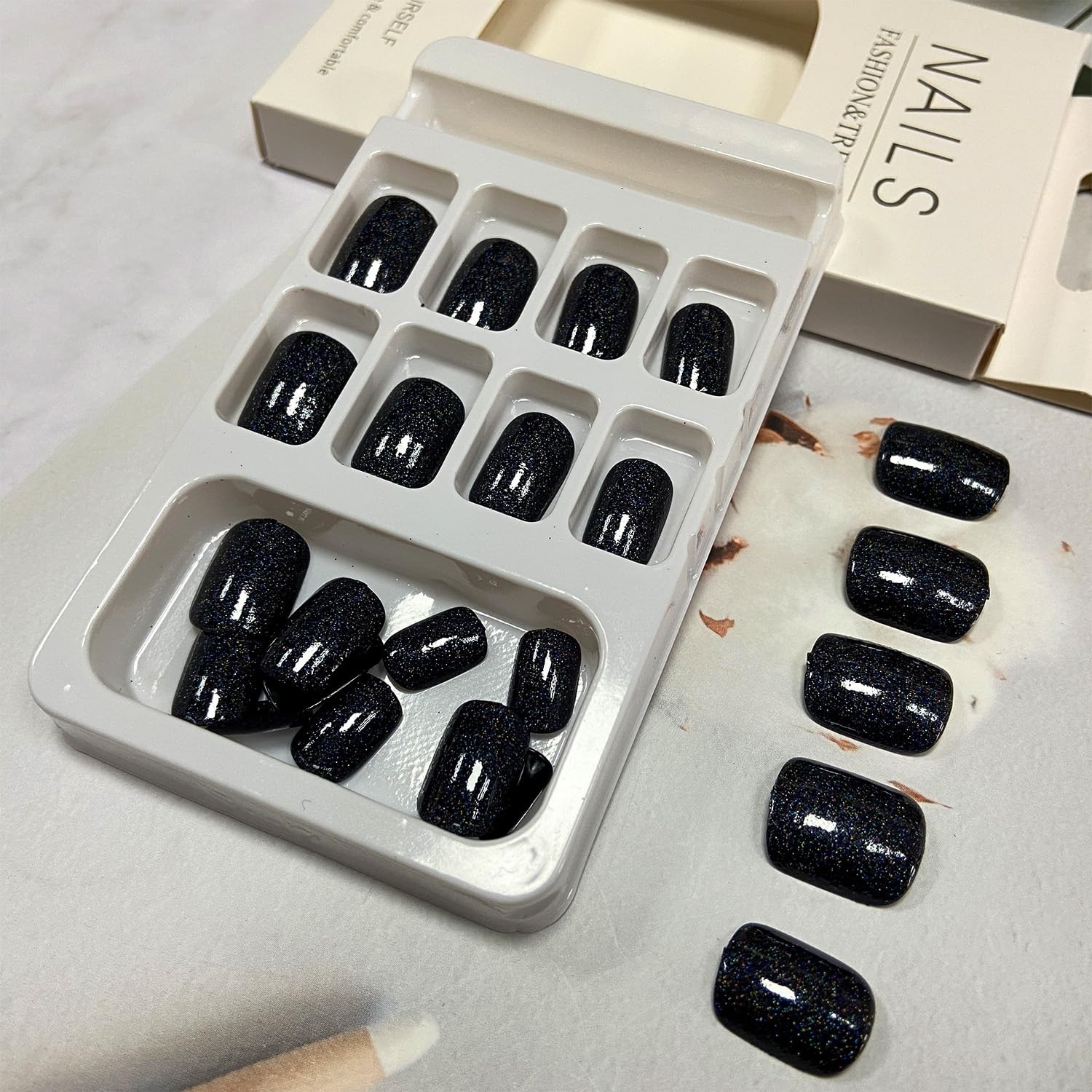 Tyuimhx Black Press on Nails Short Square 0.04 Fl Oz (Pack of 24), Multicolor
