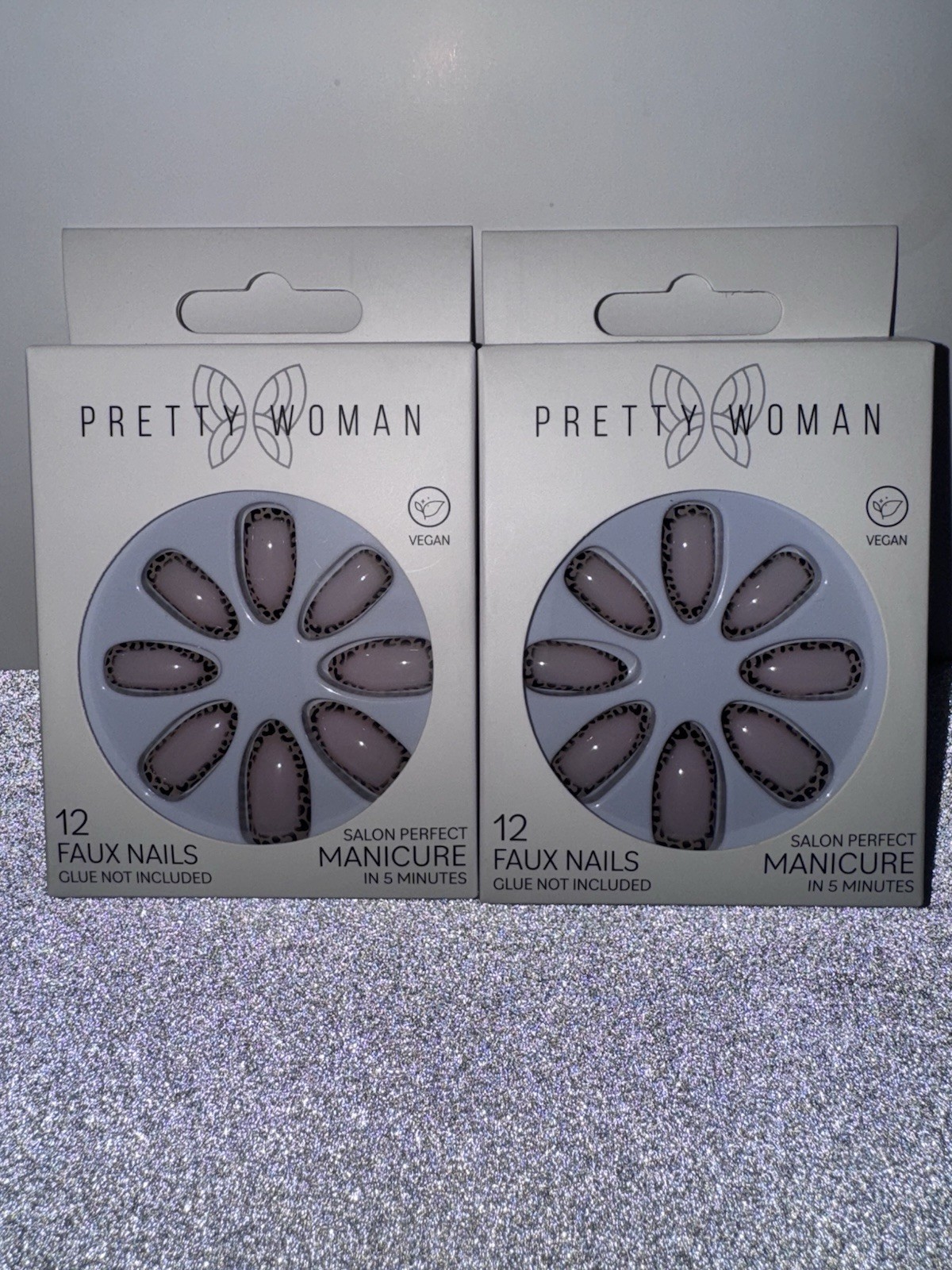 Pretty Woman Press-On Nails 2 Pack Almond Shape Leopard Trim 24 Nails Total