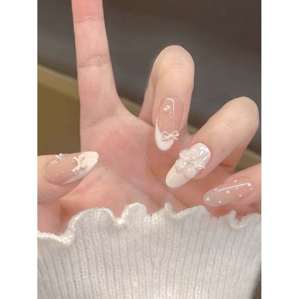 Wearable Nails for Women Featuring 3D Pearl Embellished Flower Bow Removable