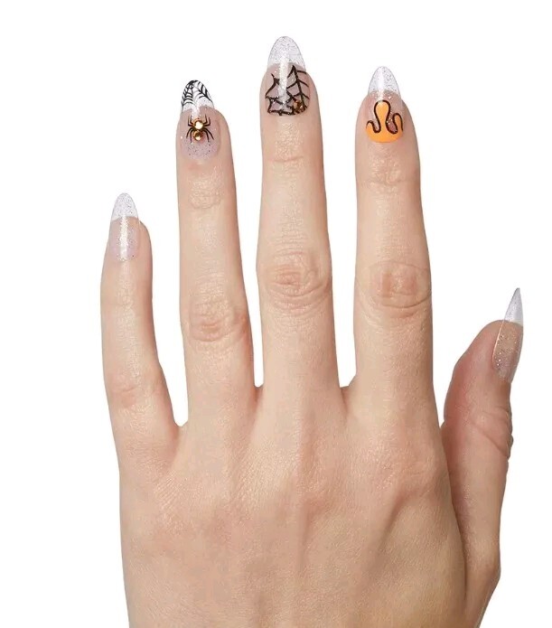 2 KISS Voguish Fantasy Halloween Nails Almond Medium Clear, Black 90502/7