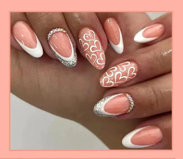 Press on Nails Almond Fake Nails Medium Nails French heart shape