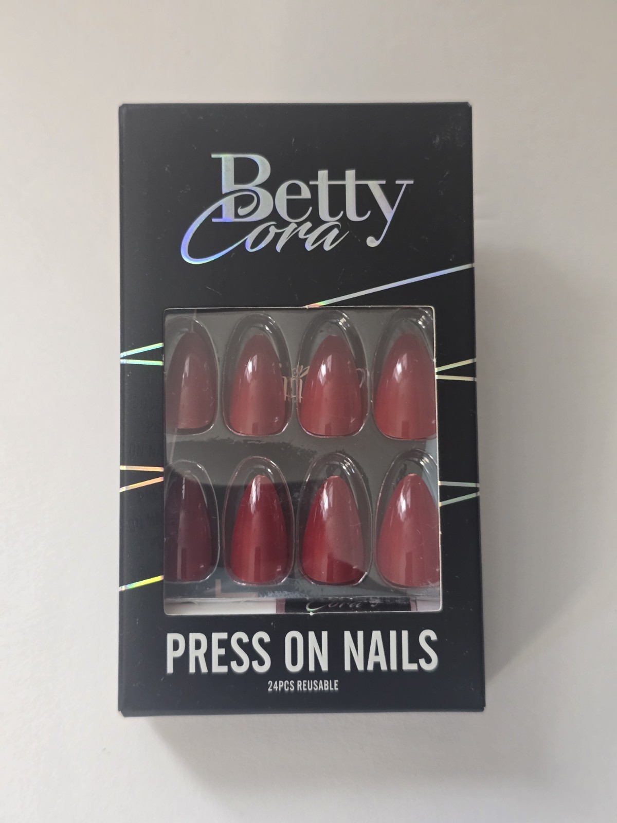 Betty Cora, Red Press On Nails, Glue Included, 24 Pcs