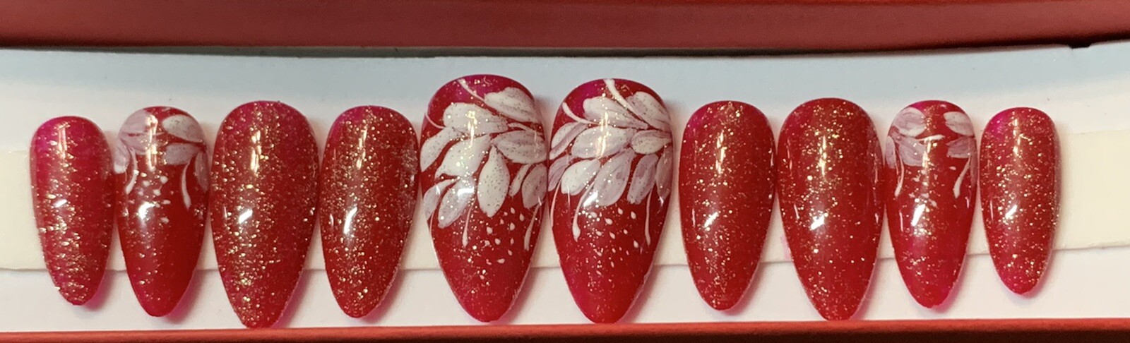 Medium Length Almond Press On Nails Size Large 0,4,3,5,7