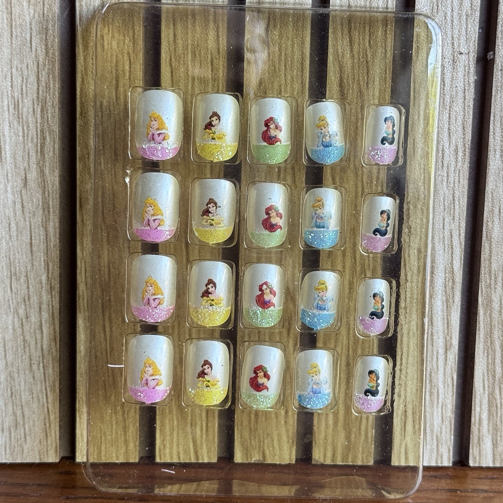 Disney Princess Kids Press On Nails 20 Pack Pre-Glued False Nails Townley Girl