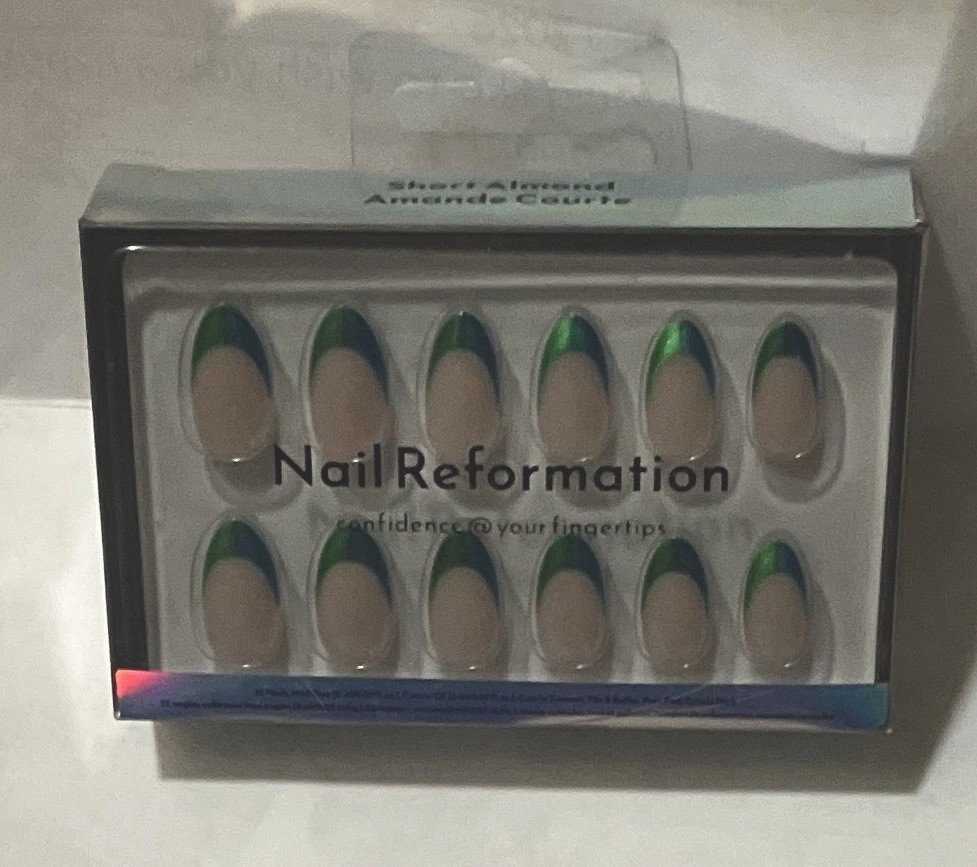 Nail Reformation Short Almond Nails Tropic Velvet 32 Nails