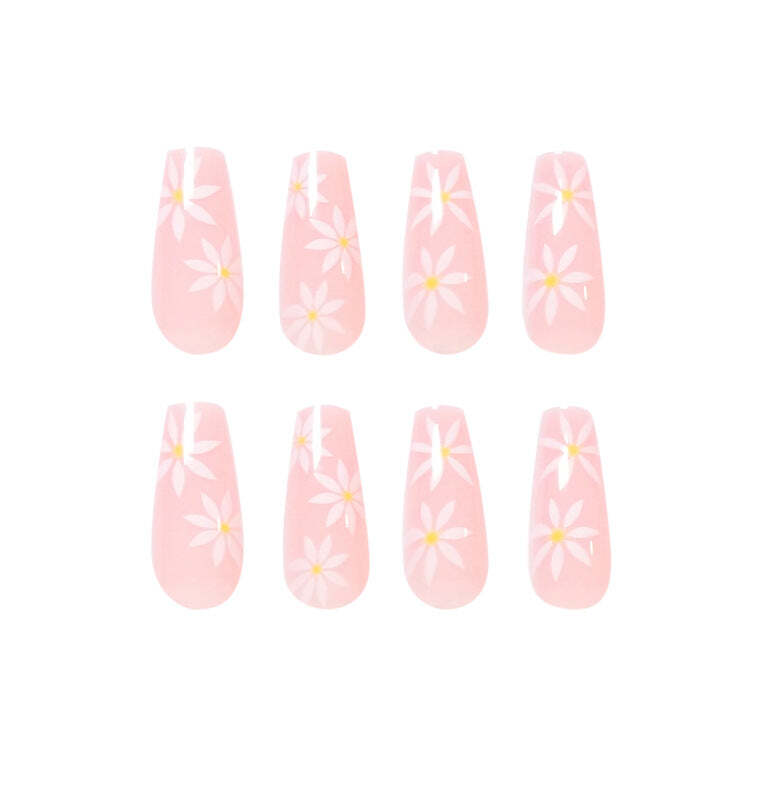 Country Style Press On Nails for a Chic and Rural Look – Easy to Apply