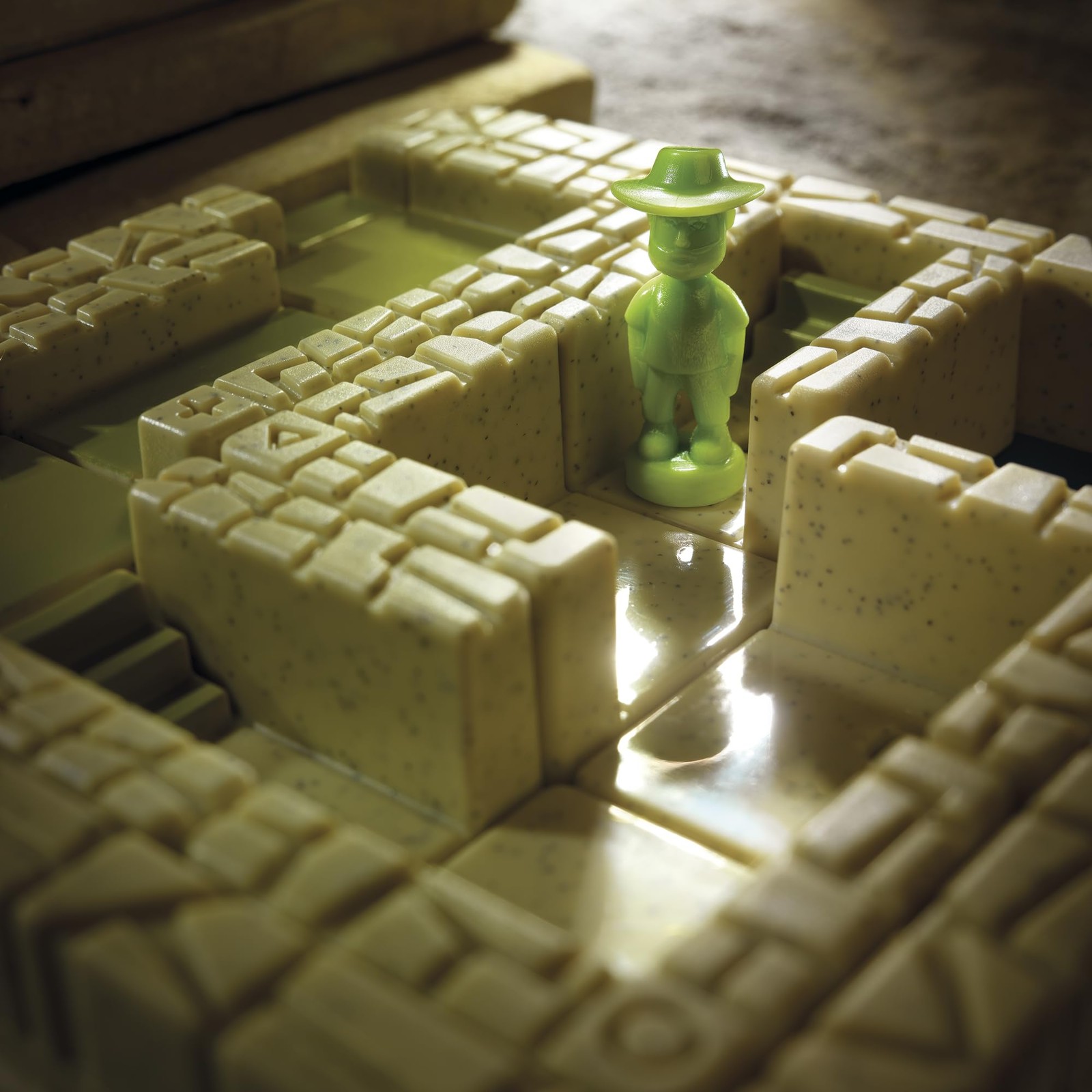 SmartGames Temple Trap 9.45 inches x 6.69 x 1.77 inches, Multicolor