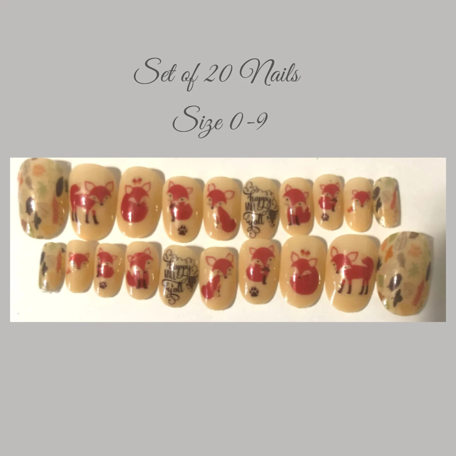 Red Foxes Press-On Nail Set – Short Round (Size 0-9)