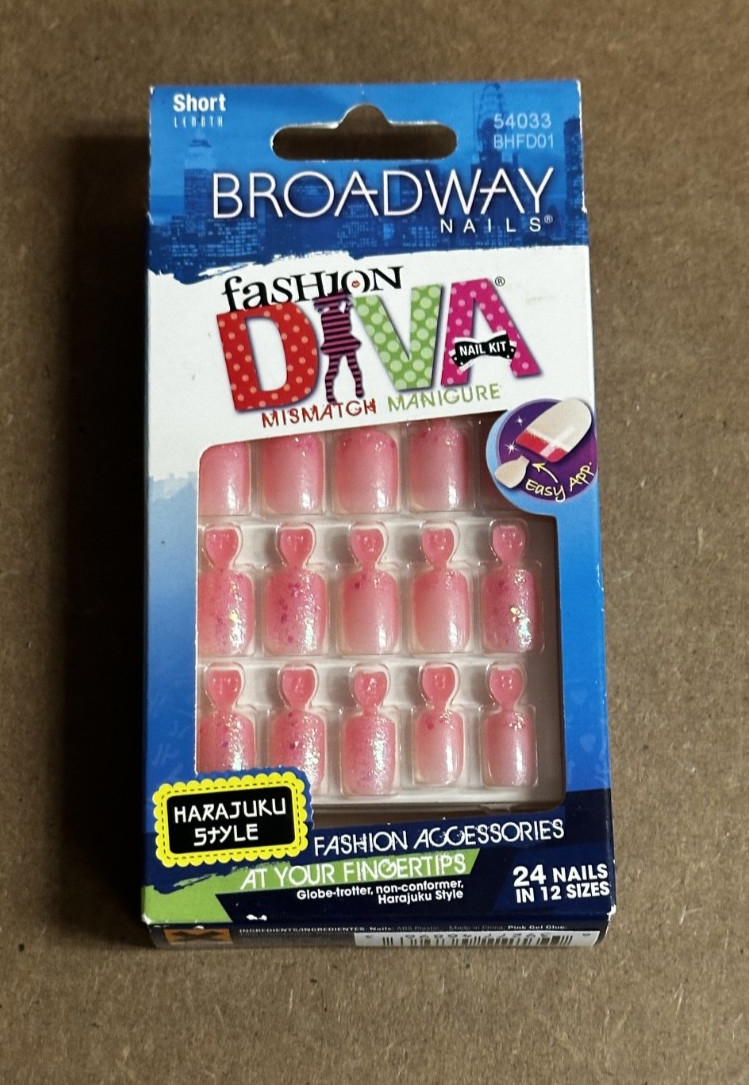 KISS BROADWAY FASHION DIVA NAILS HARAJUKU PINK SPARKLE SHORT (NO GLUE) – 3 Pack