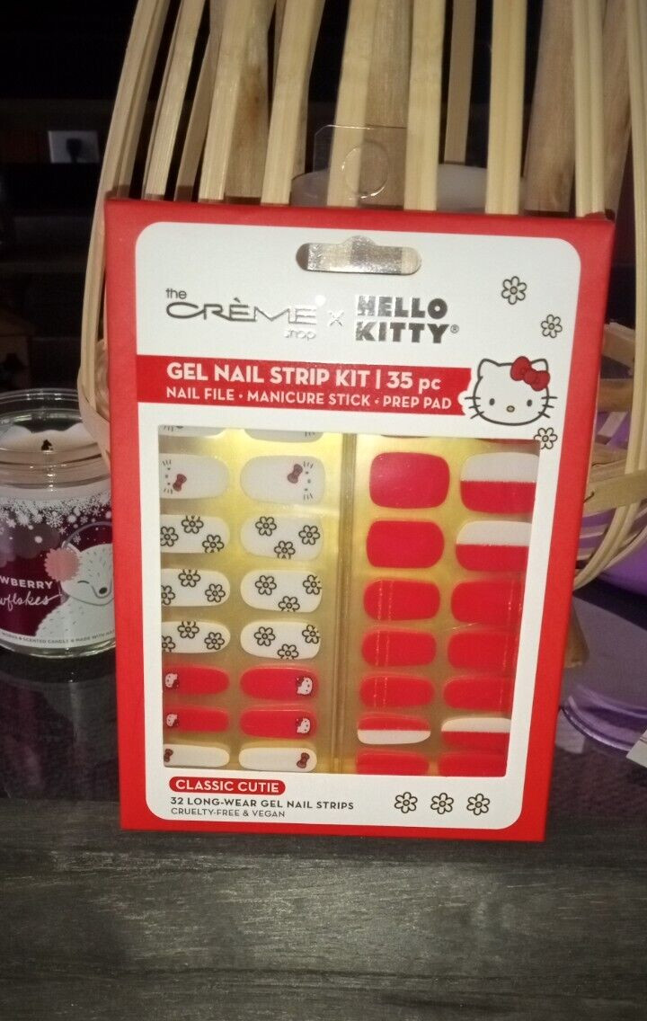 Sanrio The Créme Shop HELLO KITTY CLASSIC CUTIE Red & White Gel Nail Strips❤️