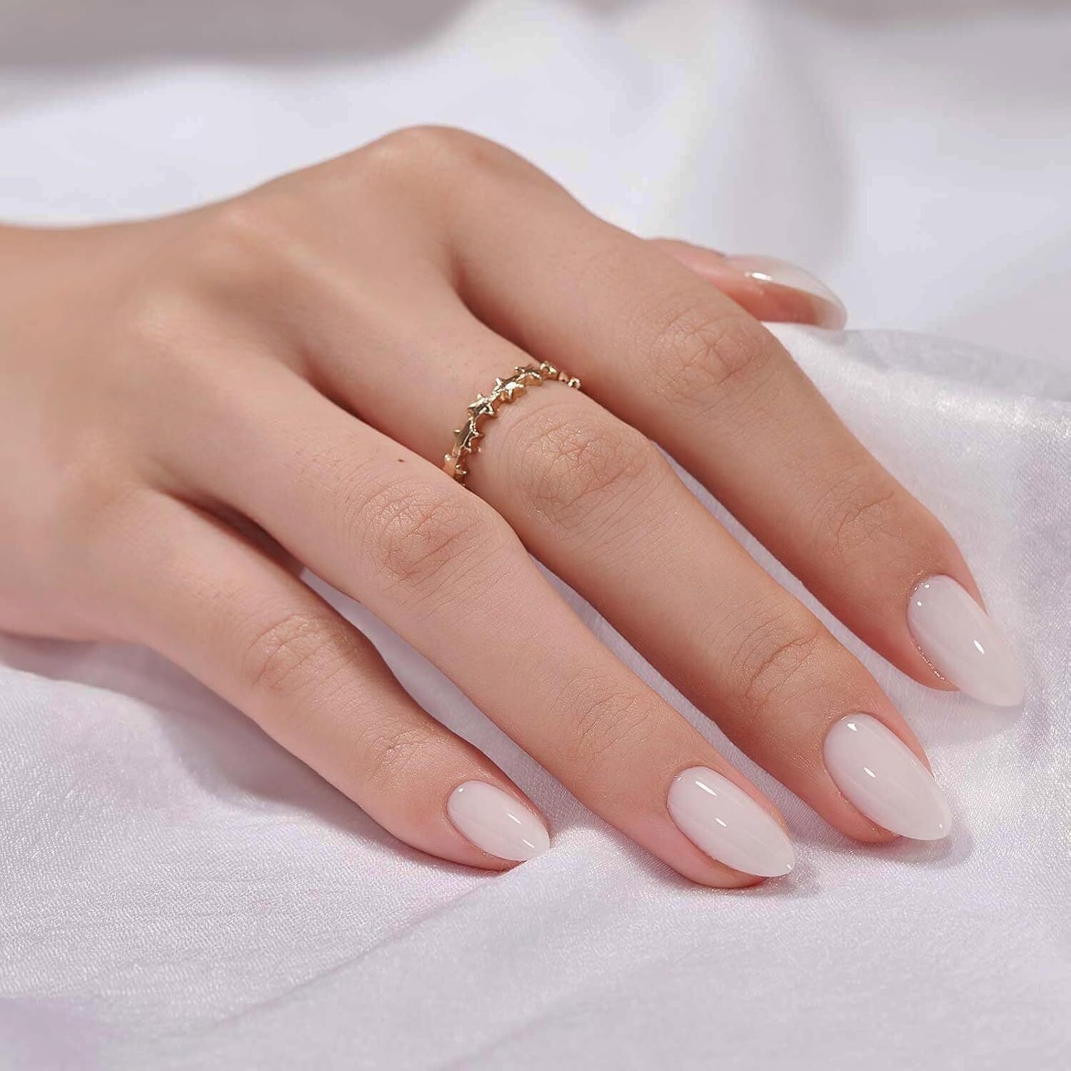 Short Almond White Press On Nails Soft Gel Reusable Glue on Nails 16 Sizes Kit
