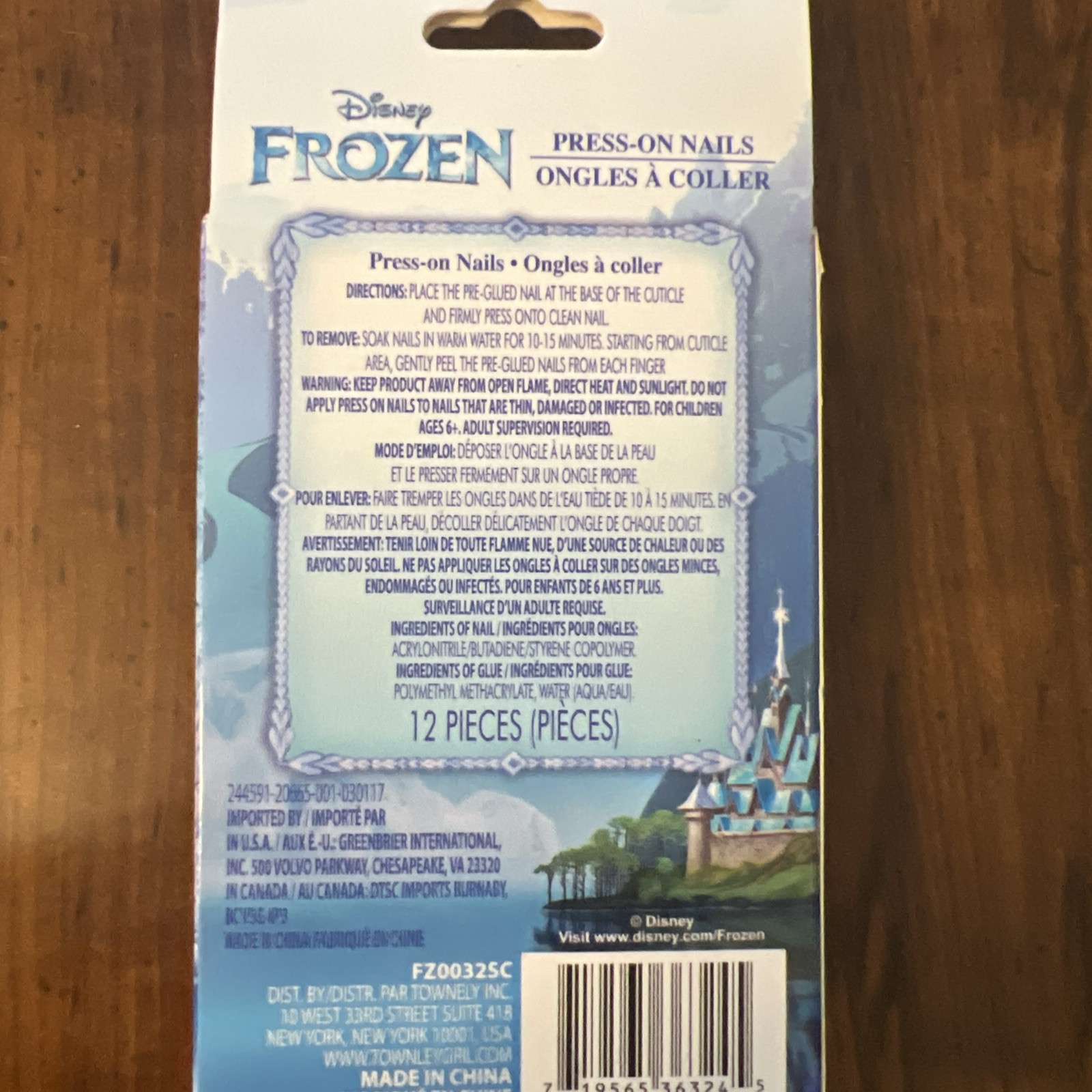 DISNEY FROZEN GIRLS 12 PIECE PRESS-ON NAIL SET – NEW IN BOX