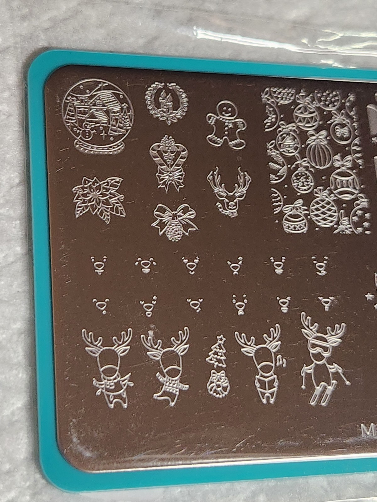 Maniology MXM043 Gingerbread Men & Reindeer Nail Stamping Plate