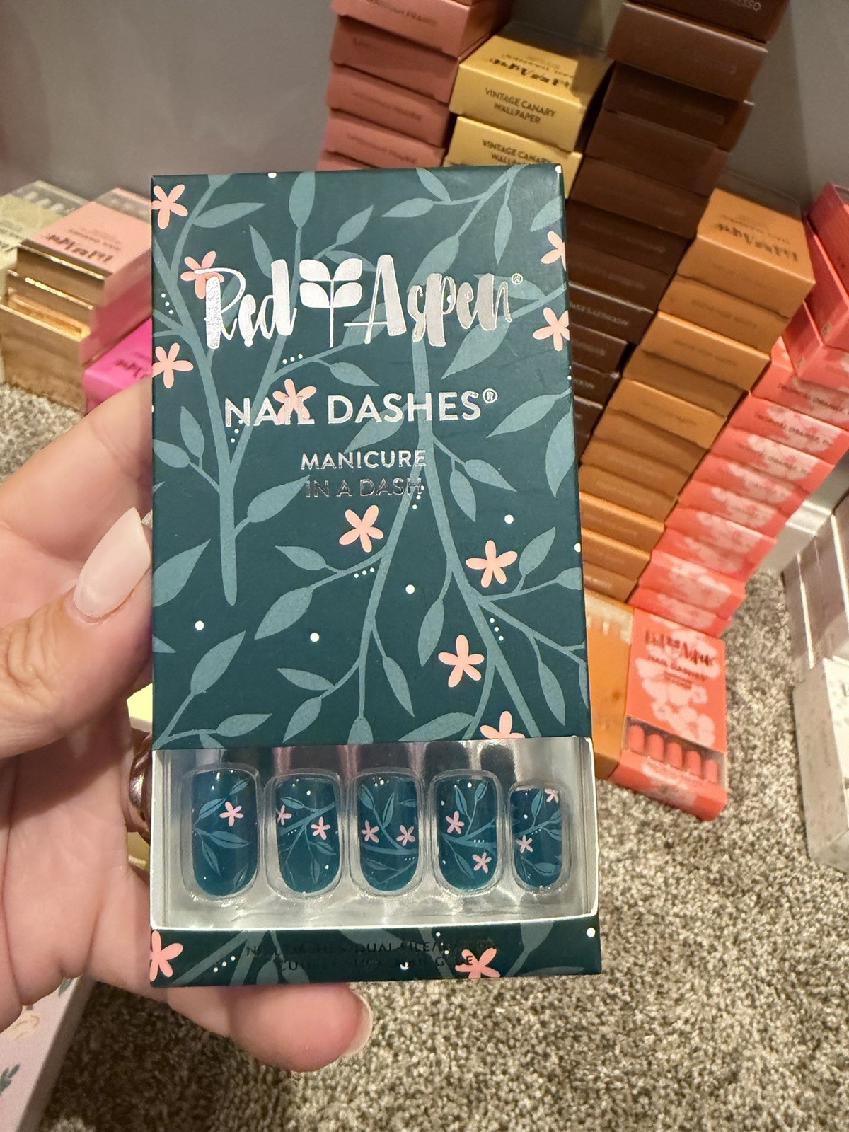 Red Aspen Nail Dashes