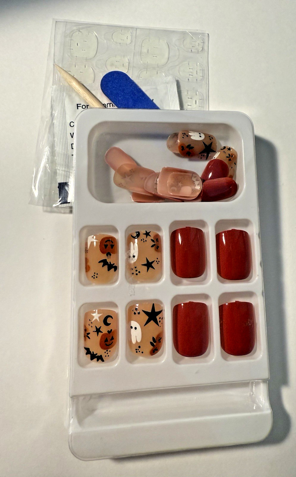 3-Pack Holiday Press-On Nails – Valentine’s, Halloween & Christmas Designs