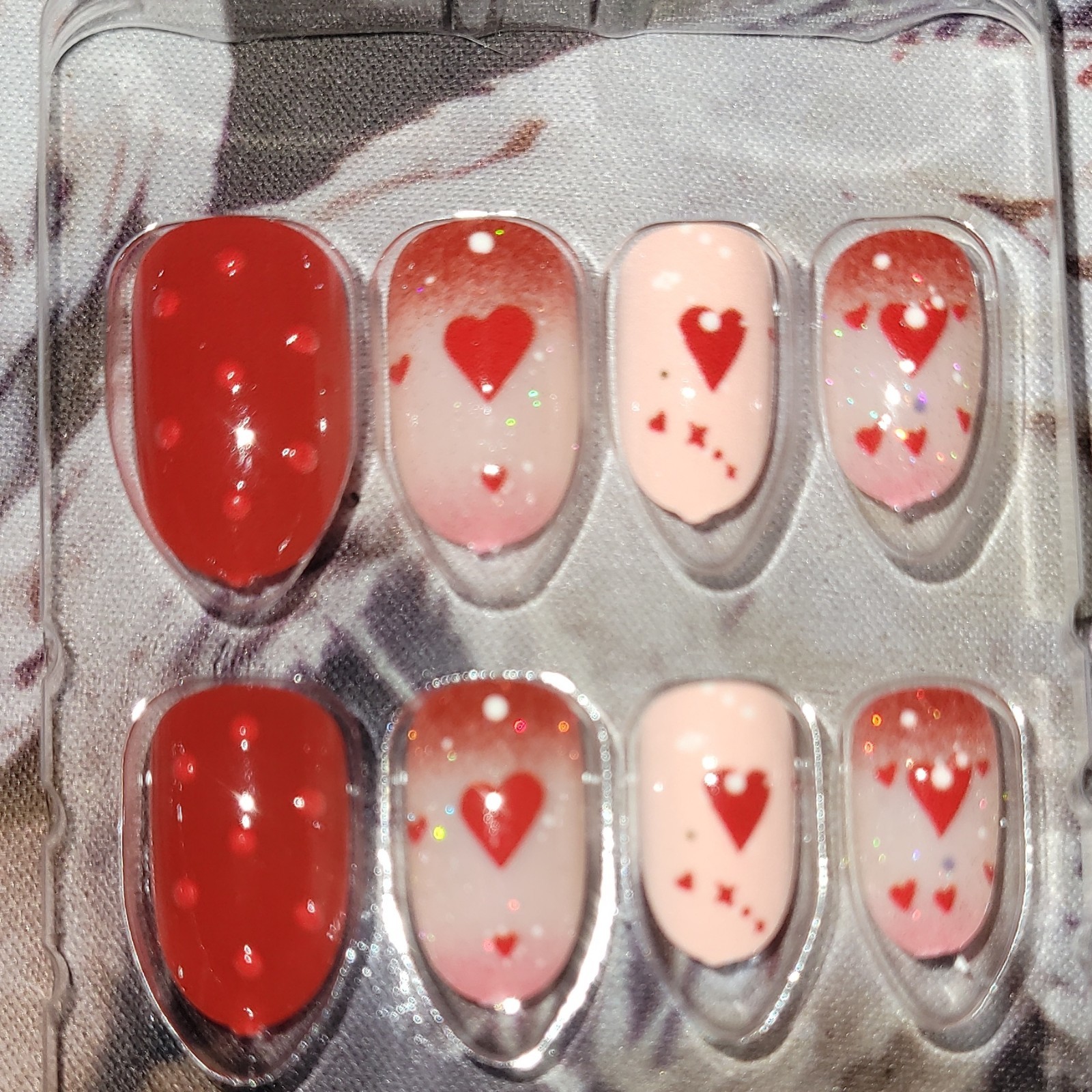 Pre-Designed Press-On Nails Shiny Red Pink Heart Design for Finger