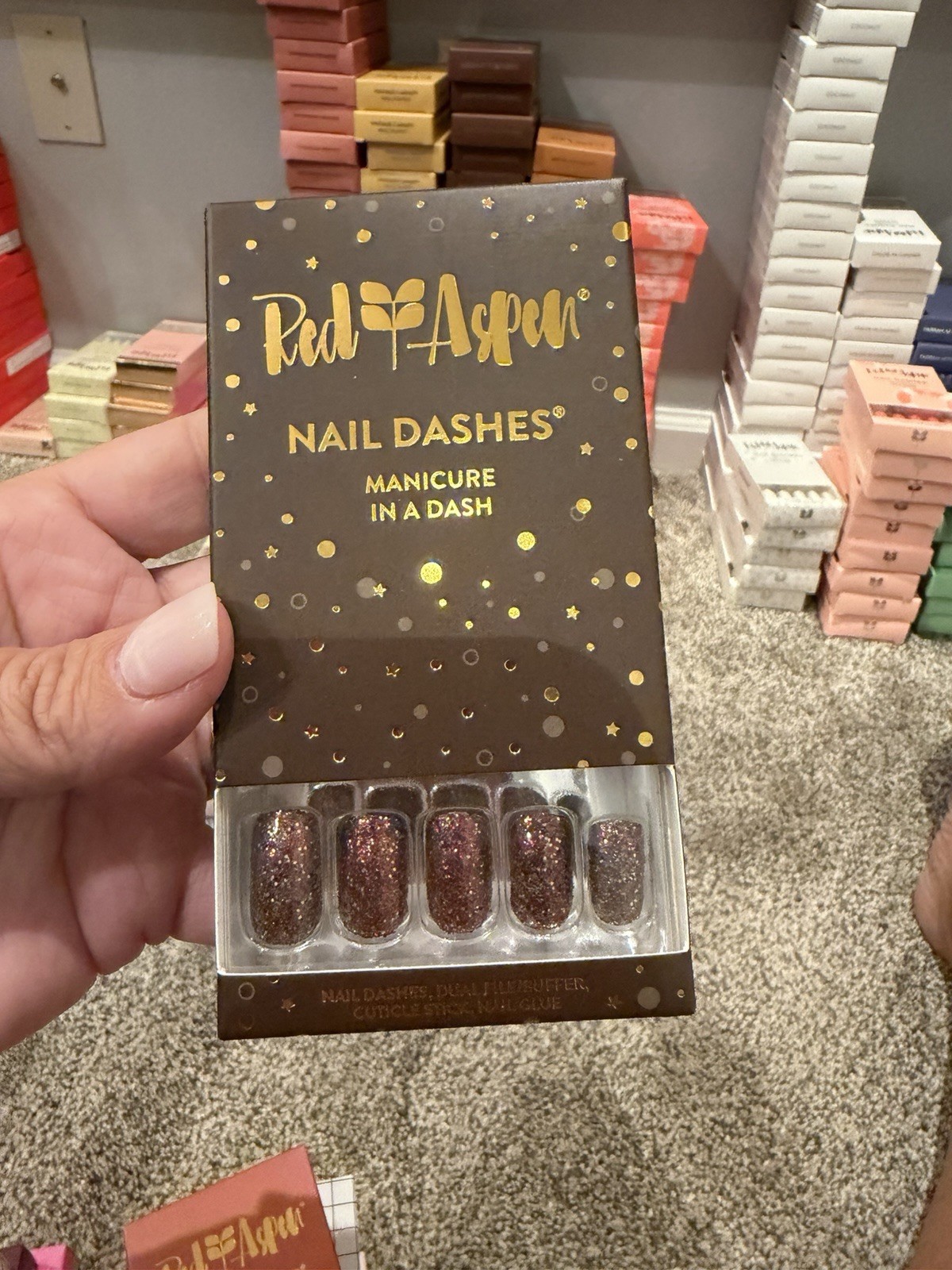 Red Aspen Nail Dashes