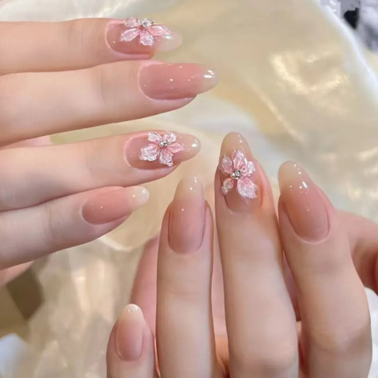 24pcs 3D Floral Press on Nails: French Almond Bow Pearl Fake Nails