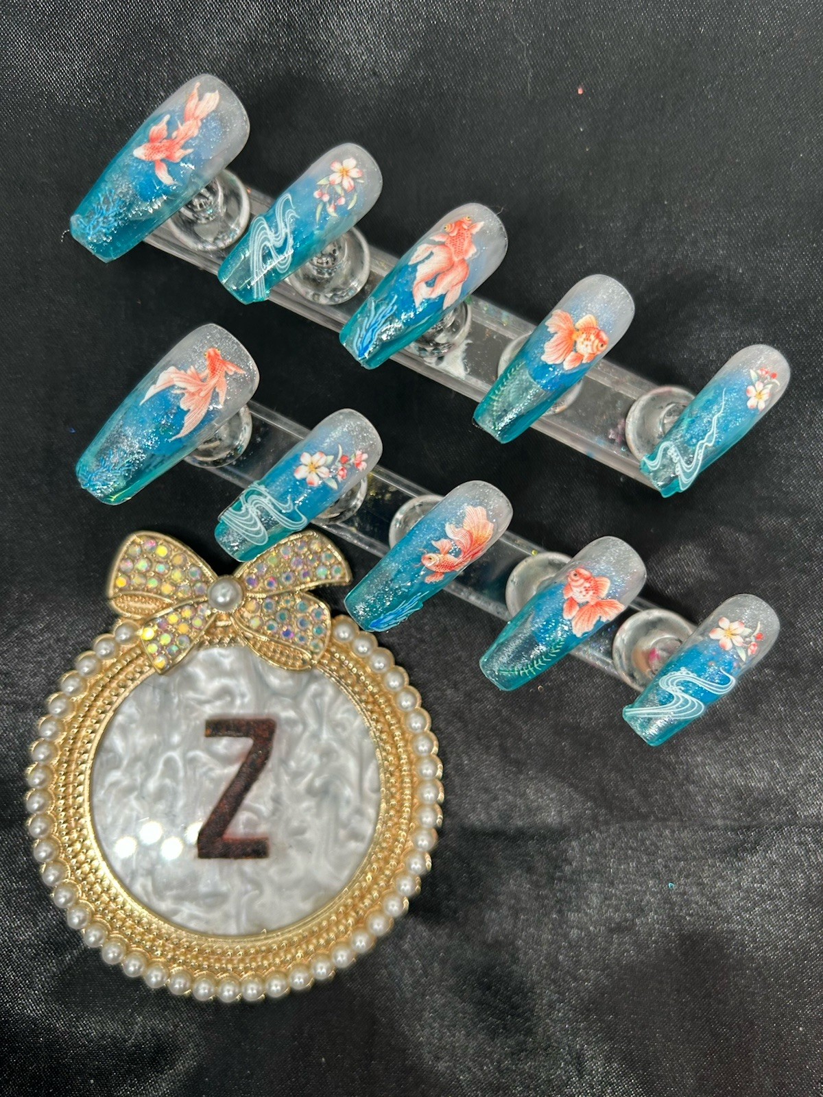 Z NAILZ! Handmade L Coffin Goldfish Scene Shiny Top Coat Press On Nails