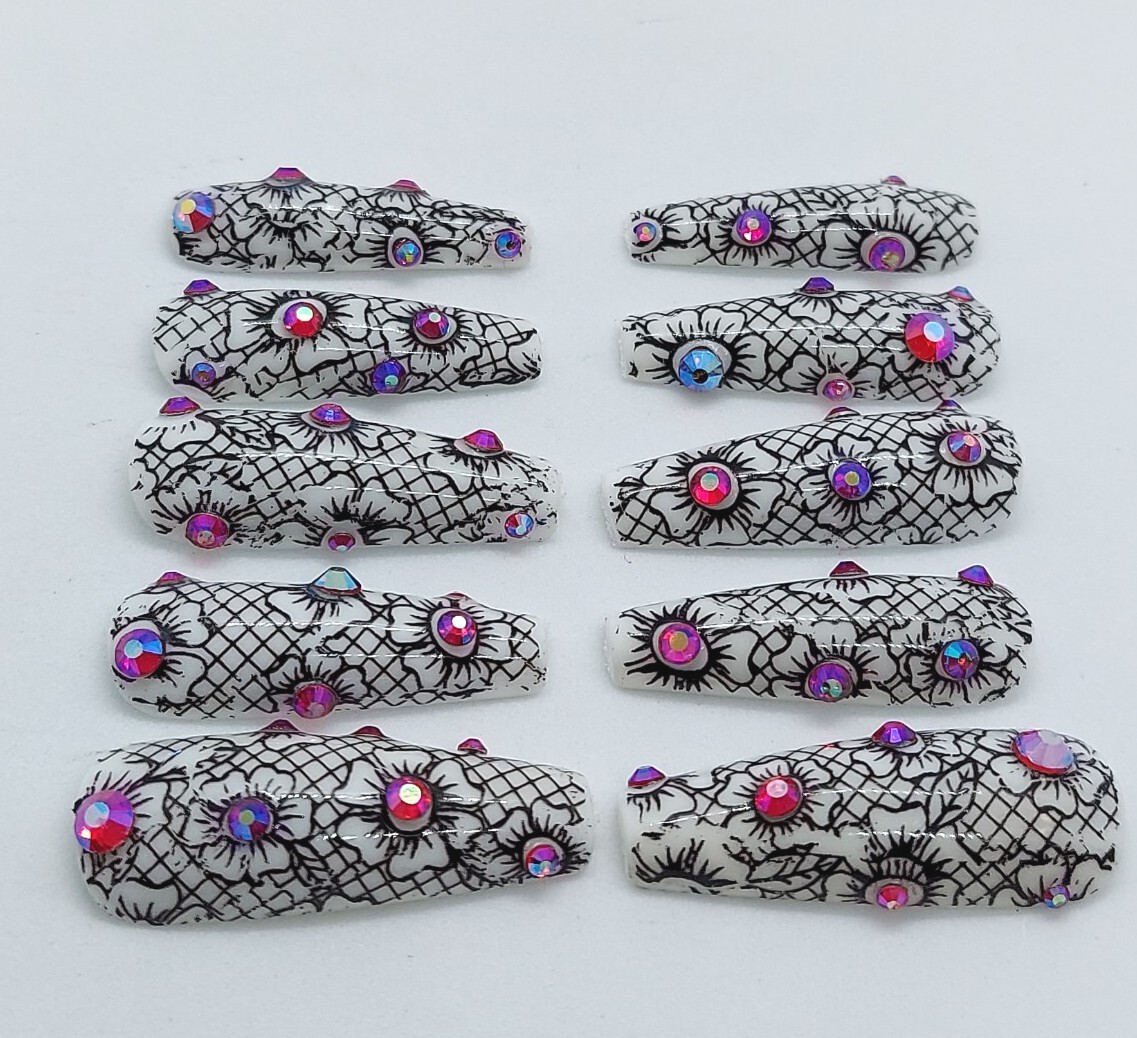 Black and White Floral Lace Rhinestones Long Press